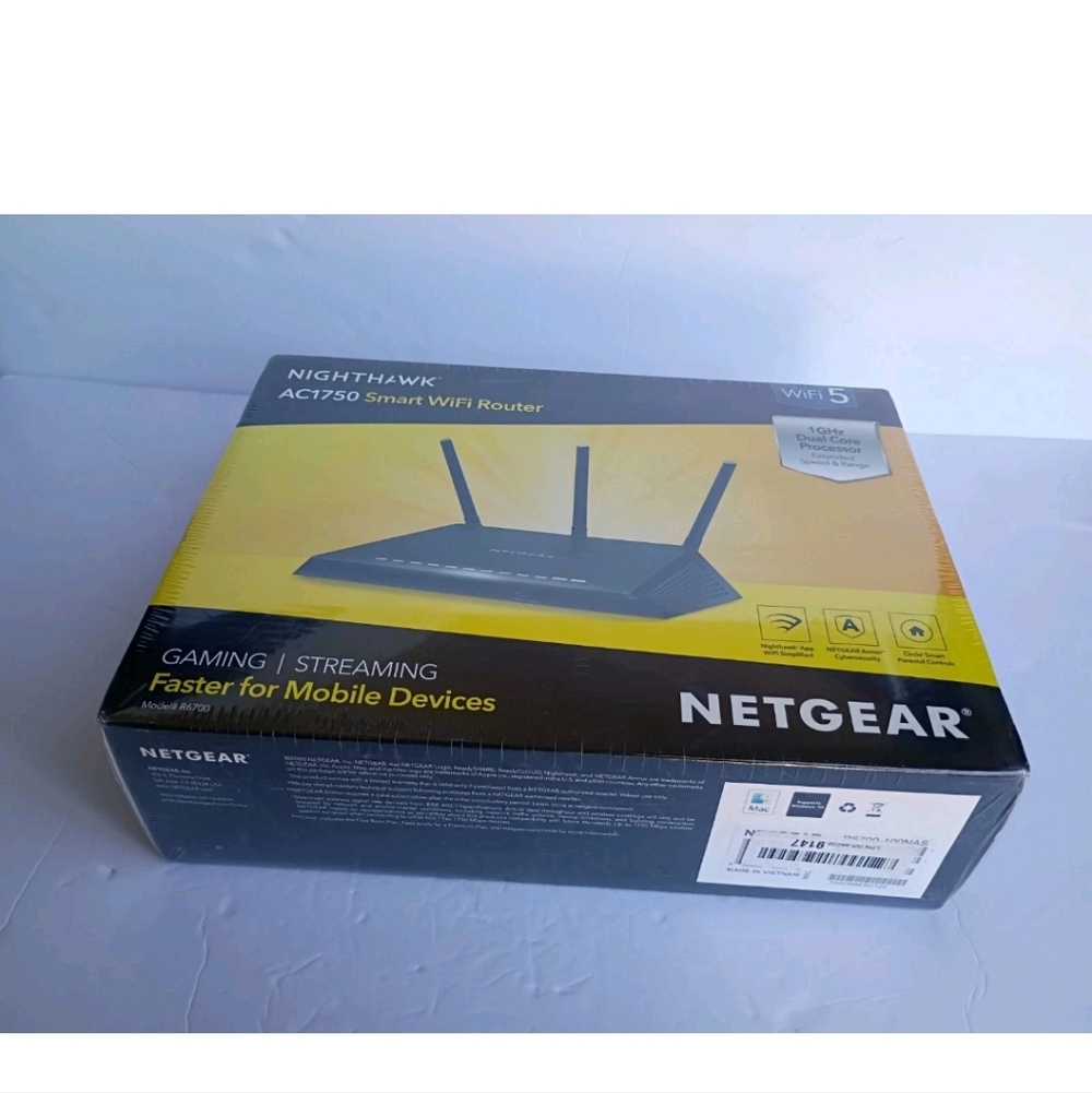 NETGEAR Nighthawk AC1750 Smart WiFi Router Dual Band New In Box Sealed R6700 - Picture 2 of 7
